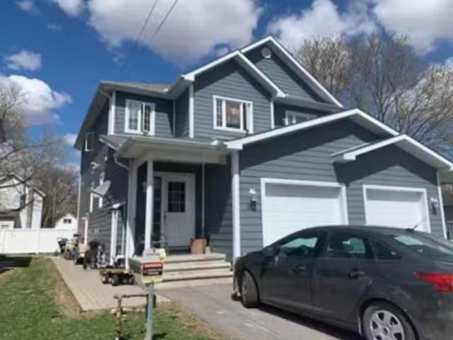 Condo for rent in Russell, Ontario