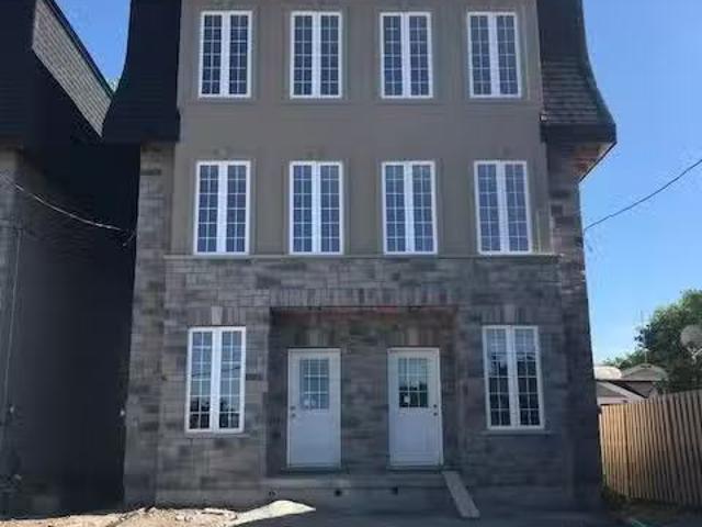 Condo for rent in Niagara, Ontario