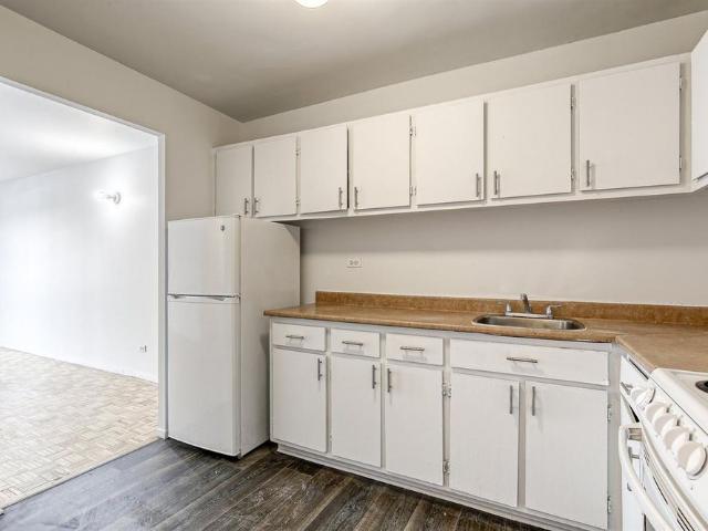 Apartment for rent in St. Leonard's, Quebec