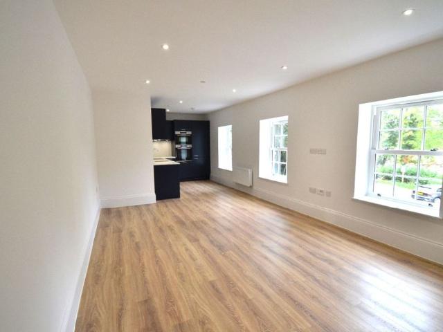 Apartment for rent in Pilgrims' Hatch, Brentwood