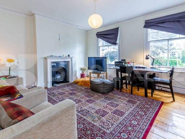 Apartment for rent in Stroud Green, Greater London