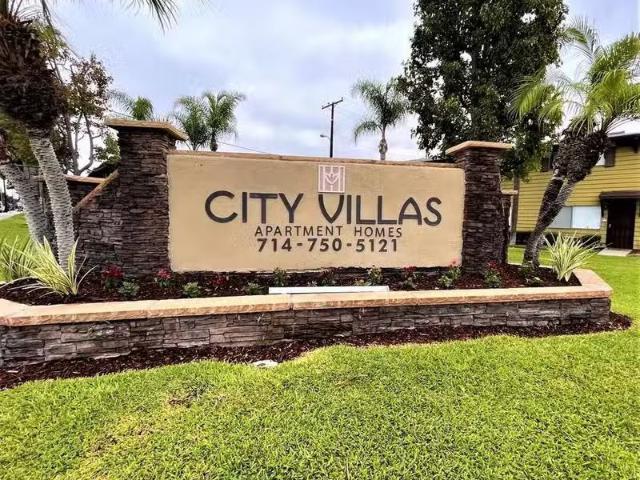 Condo for sale in Garden Grove