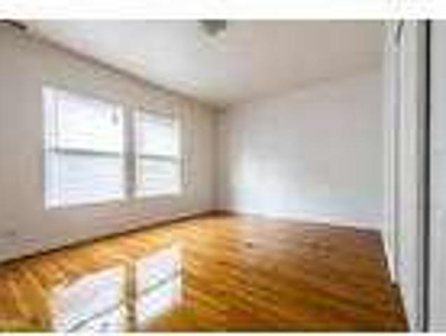 House for rent in Chicago, Cook County