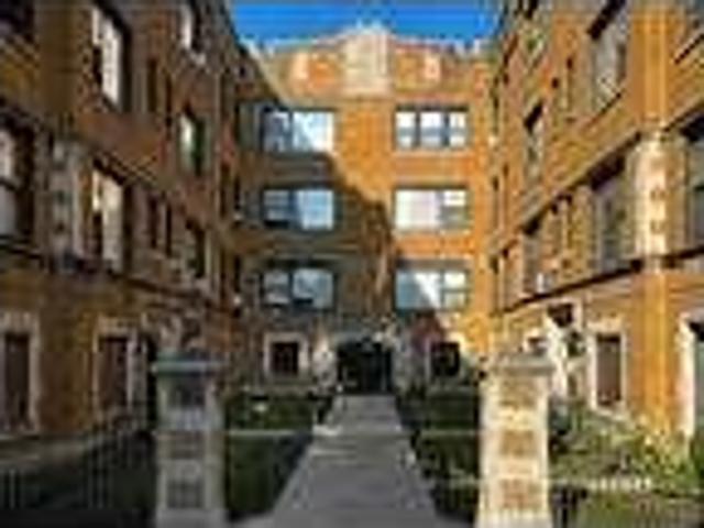 House for rent in Chicago, Cook County