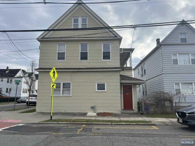 House for rent in Passaic