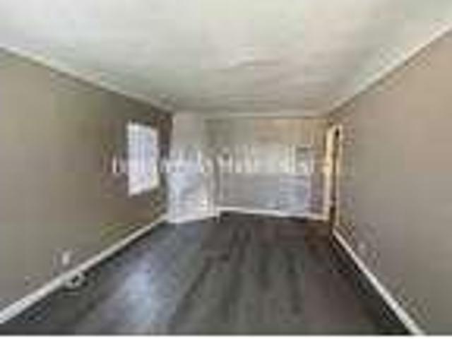 House for rent in Long Beach, California