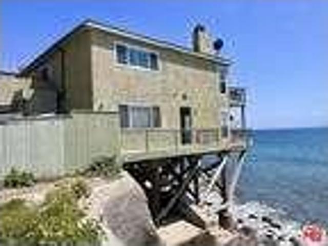 House for rent in Malibu
