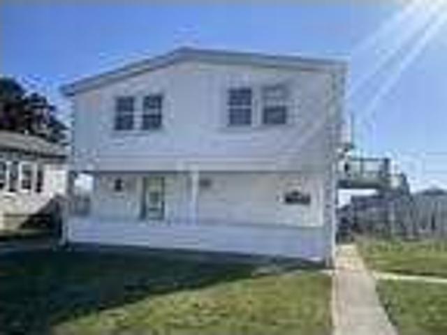 House for rent in Bristol, Massachusetts