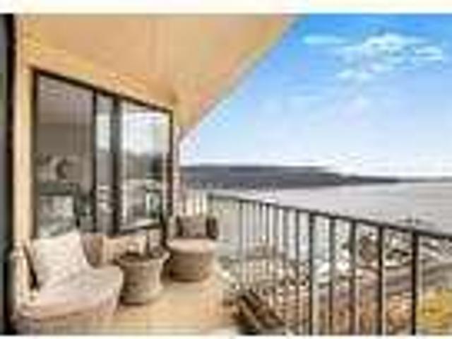 House for rent in Glenwood, New York
