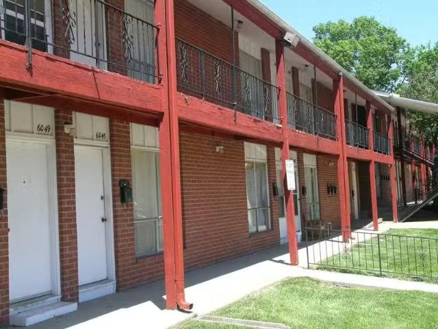 Condo for rent in Shawnee Mission
