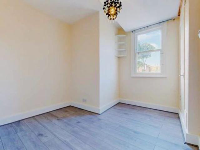 Apartment for rent in Putney, Greater London