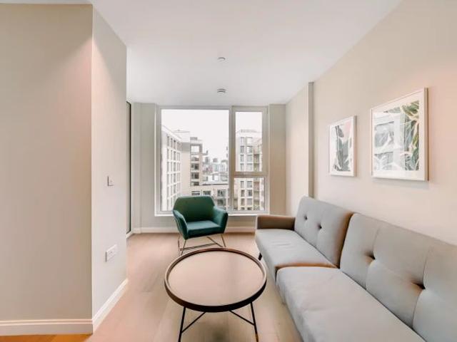 Apartment for rent in Oval, Greater London