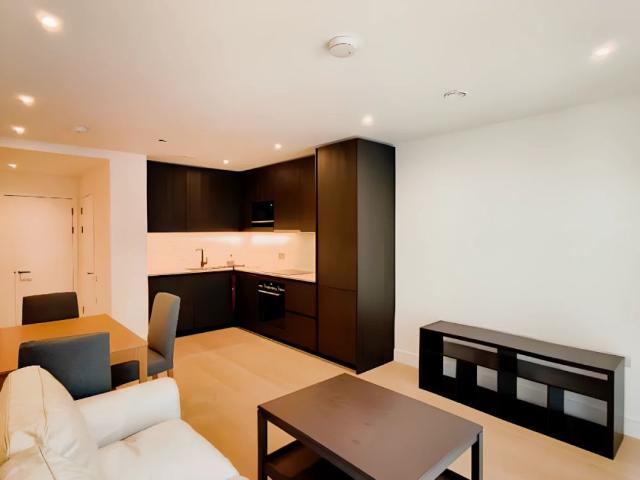 Apartment for rent in Elephant and Castle, Greater London