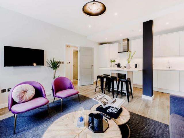 Apartment for rent in Chinatown, Greater London