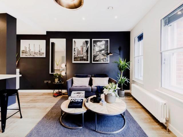 Apartment for rent in Chinatown, Greater London