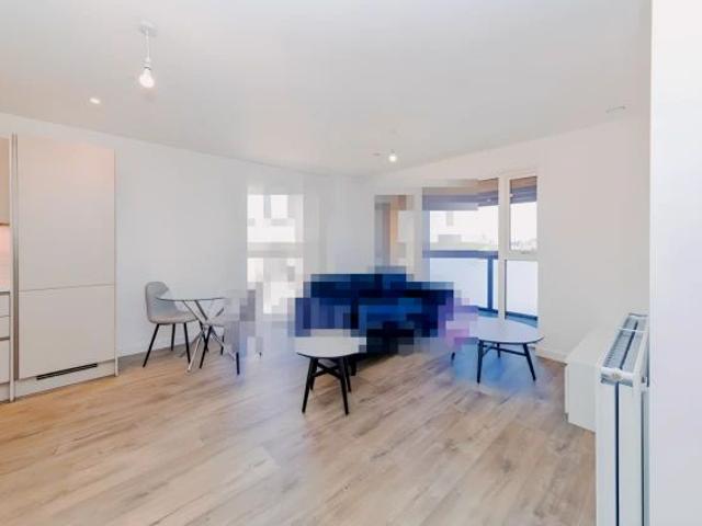 Apartment for rent in London Borough of Ealing, Greater London