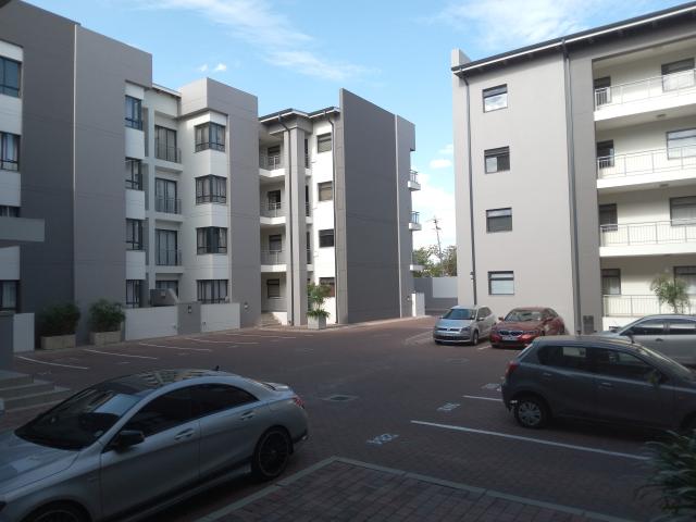 Apartment for rent in Rivonia Gardens, Sandton