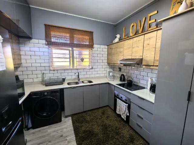 Apartment for rent in Seaview, Kwazulu-natal