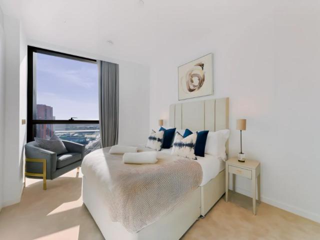 Apartment for rent in Nine Elms, Greater London