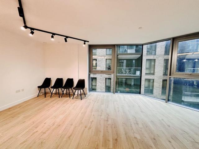 Apartment for rent in St Luke's, Greater London