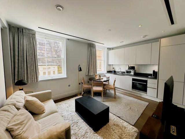 Apartment for rent in Blackfriars, Lyons