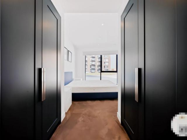Apartment for rent in London City Island, Blackwall
