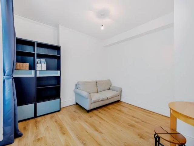Apartment for rent in Marylebone, Greater London