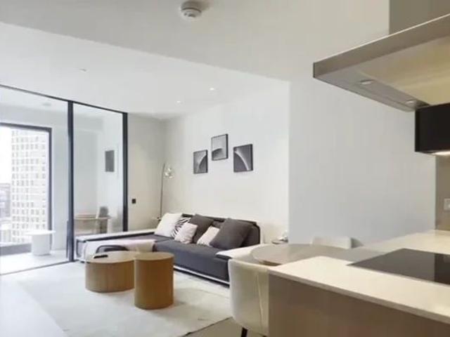 Apartment for rent in Nine Elms, Greater London