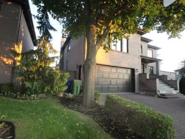 Condo for rent in Dollard-des-ormeaux, Quebec
