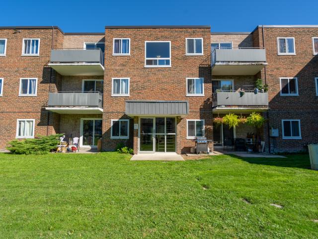 Apartment for rent in Brights Grove, Ontario