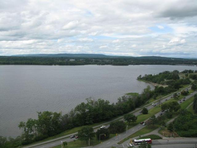 Apartment for rent in Mulhurst Bay, Ontario