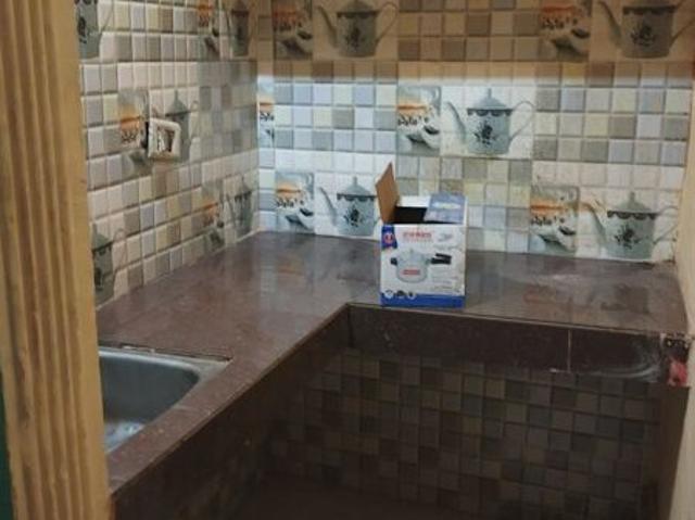 Flat for rent in Deri