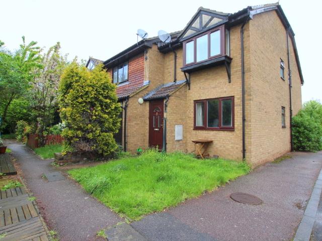 House for rent in London Borough of Merton, Raynes Park