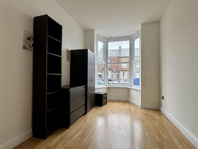 Apartment for rent in Lowfield, South Yorkshire