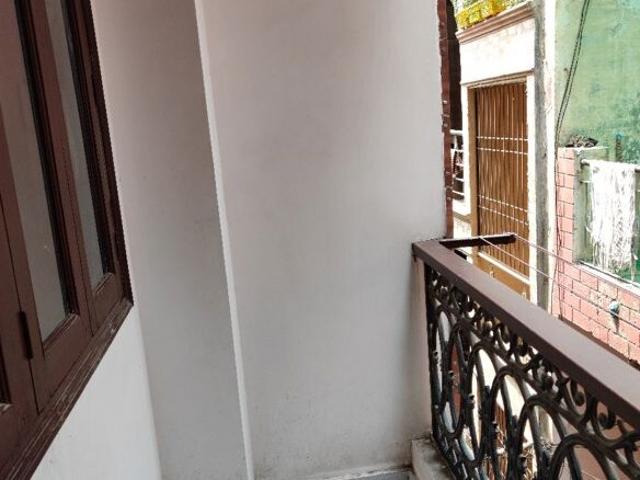 Property for rent in Deri