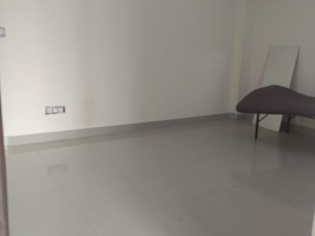 Property for rent in Deri