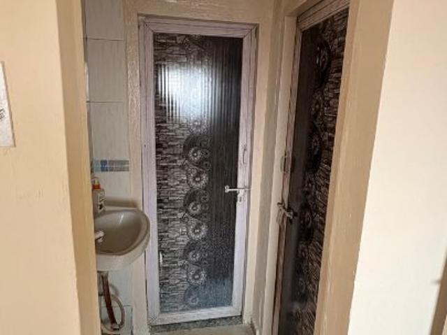 Flat for sale in Surat, Gujarat