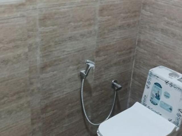 Property for rent in Deri