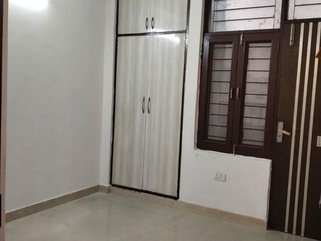Property for rent in Deri