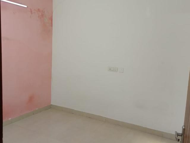 Property for rent in Deri