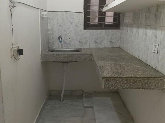 Flat for rent in Deri