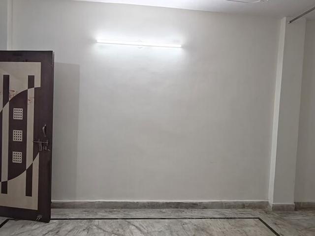 Property for rent in Deri