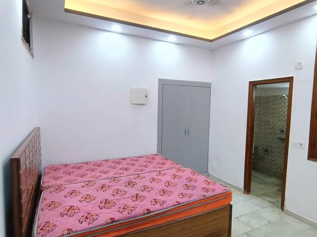 Property for rent in Deri