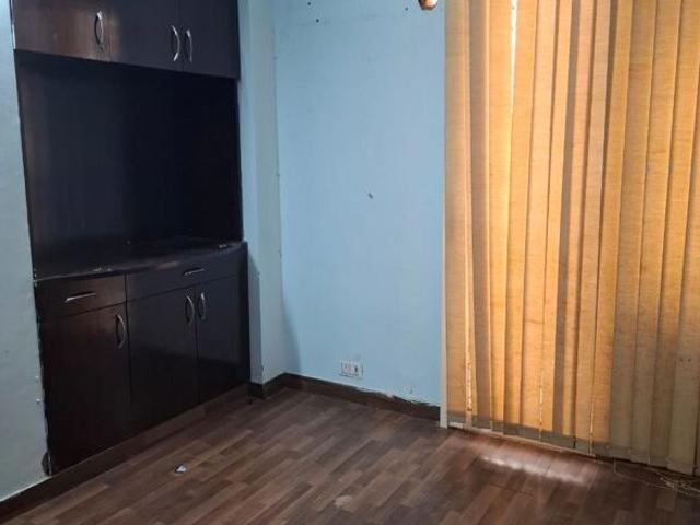 Property for rent in Deri