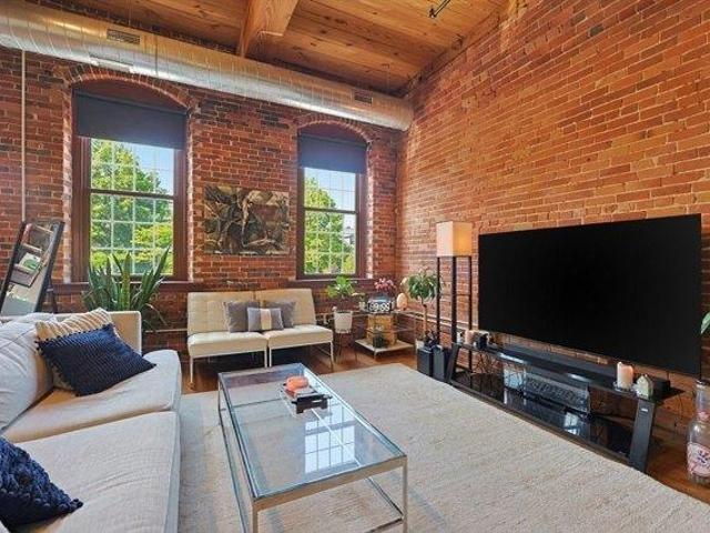 Condo for sale in Amesbury, Massachusetts