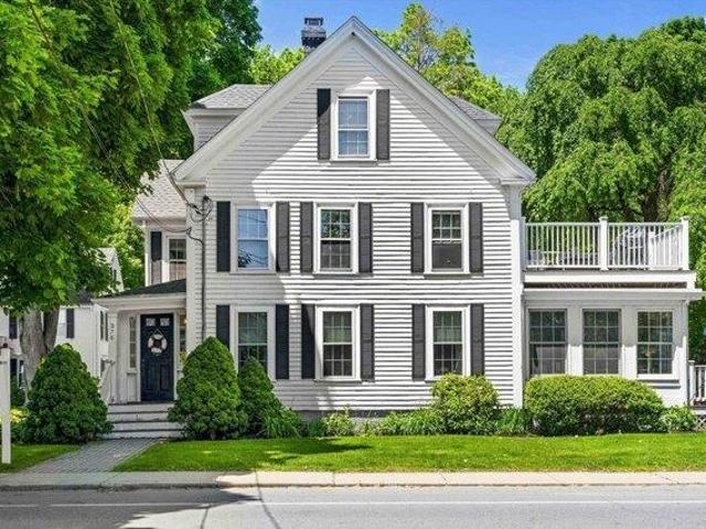 Condo for sale in Amesbury, Massachusetts