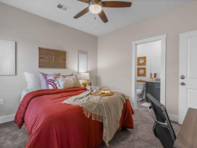 Room for rent in East Amherst, New York