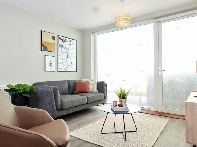 Apartment for rent in Silvertown, Greater London