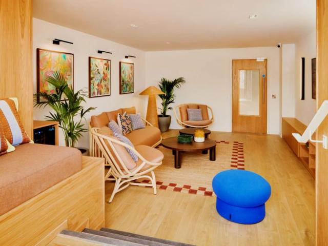 Apartment for rent in Leith, Scotland