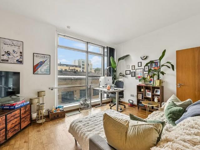 Apartment for rent in Dalston